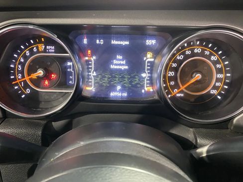 Used 2022 Jeep Gladiator Willys image 13