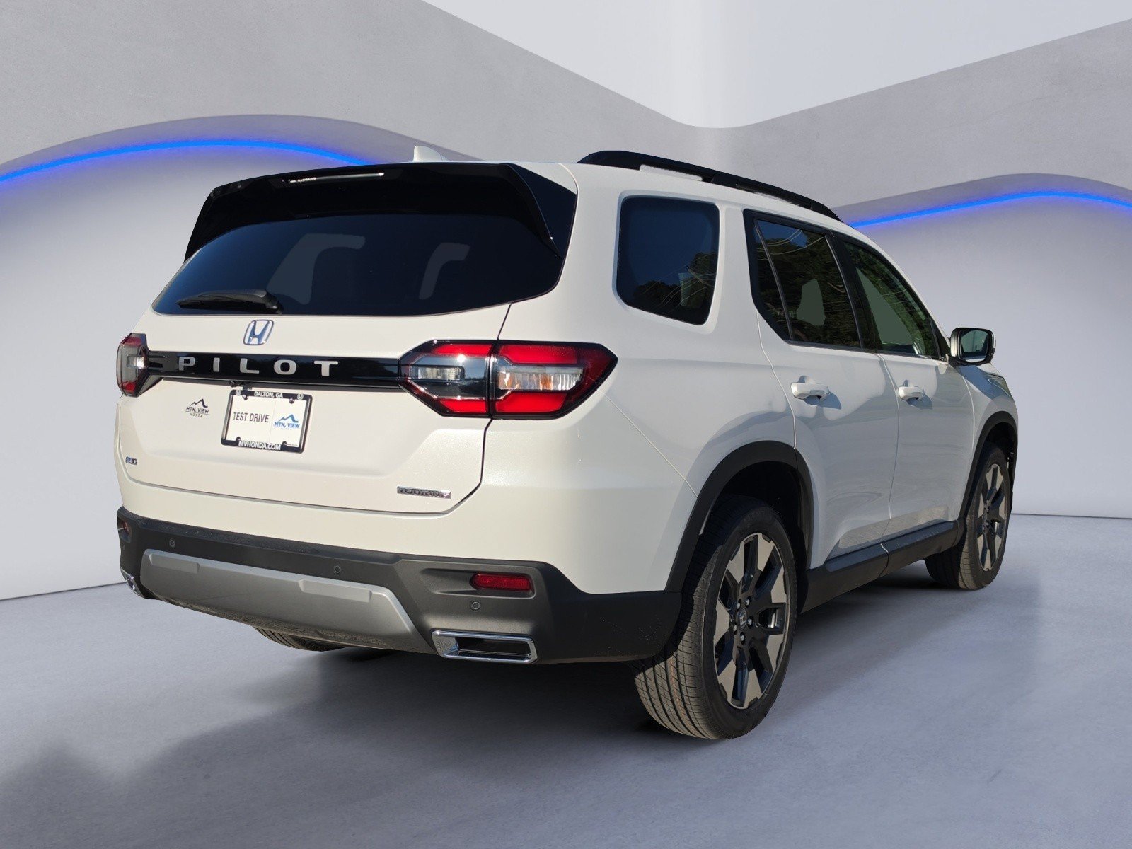 New 2026 Honda Pilot Touring image 5