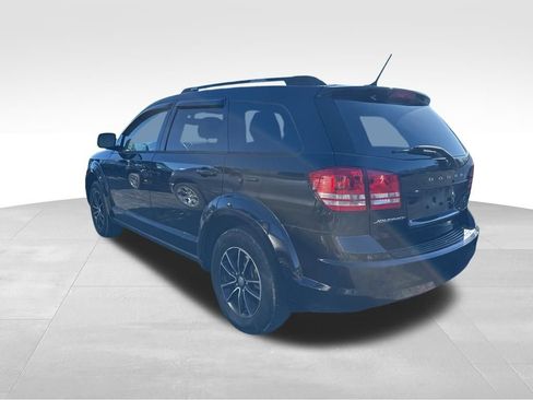 Used 2017 Dodge Journey SE w/ Flexible Seating Group image 5