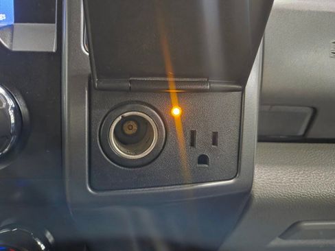 Used 2020 Ford F350 XLT w/ XLT Premium Package AWD/4WD image 53