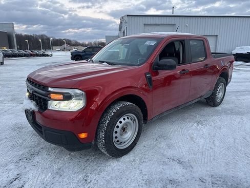 Used 2024 Ford Maverick XLT w/ Equipment Group 300A Standard image 2