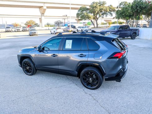 Used 2025 Toyota RAV4 XSE AWD/4WD image 10