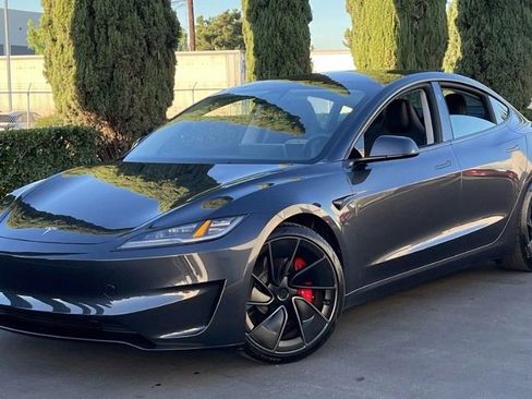 Used 2024 Tesla Model 3 Performance image 11