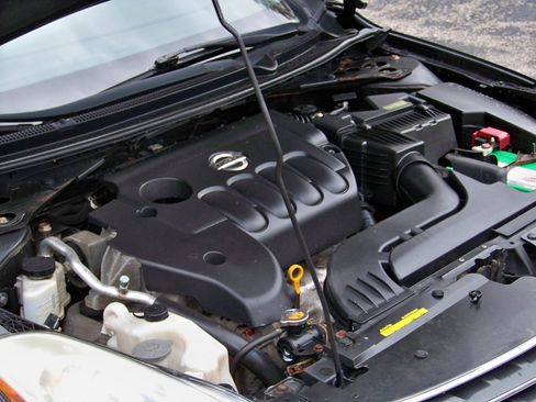 Used 2011 Nissan Altima 2.5 S image 25