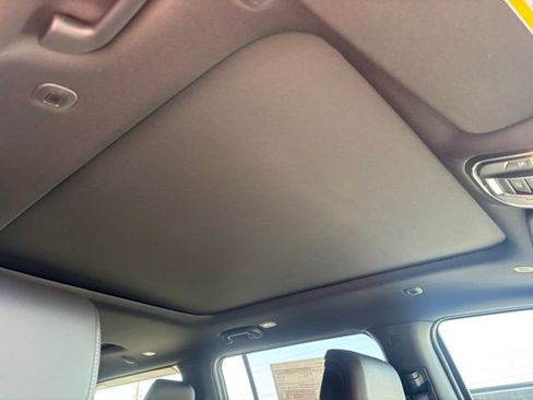 New 2026 Jeep Grand Wagoneer 4WD image 8