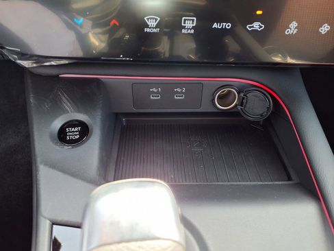 New 2026 Nissan Sentra SR w/ Floor Mat Package FWD image 50