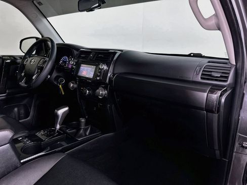 Used 2019 Toyota 4Runner TRD Off-Road Premium AWD/4WD image 28