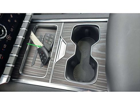Used 2025 GMC Sierra EV Denali AWD/4WD image 28