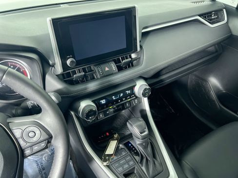 Used 2024 Toyota RAV4 XLE Premium image 23