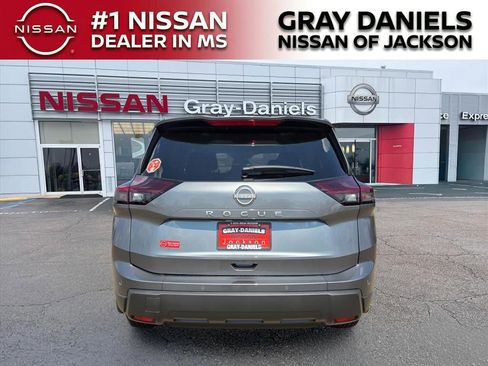 New 2026 Nissan Rogue S image 5