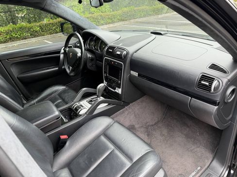 Used 2008 Porsche Cayenne Turbo AWD/4WD image 12