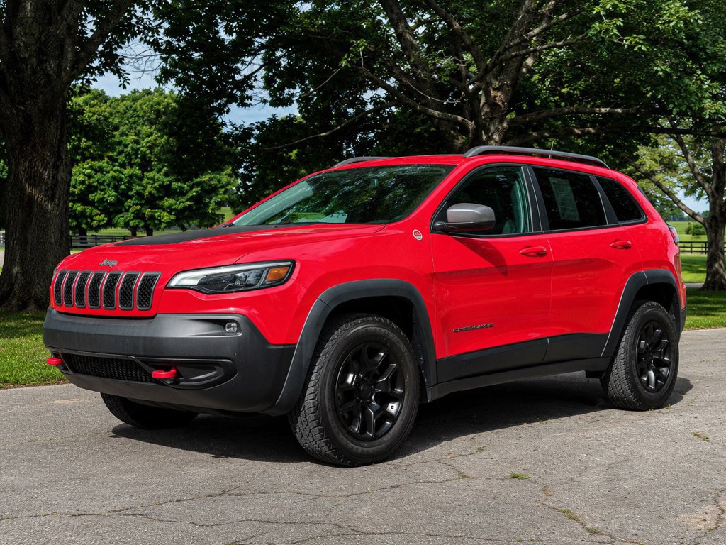 Used 2019 Jeep Cherokee Trailhawk w/ Cold Weather Group AWD/4WD image 5