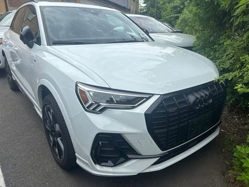 Used 2025 Audi Q3 2.0T Premium Plus w/ Premium Plus Package AWD/4WD image 11