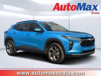 Used 2025 Chevrolet Trax LT w/ Driver Confidence Package