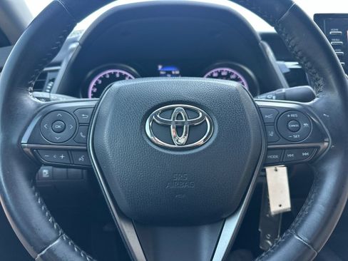 Used 2021 Toyota Camry SE FWD image 22