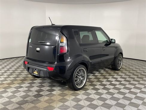 Used 2010 Kia Soul ! image 15