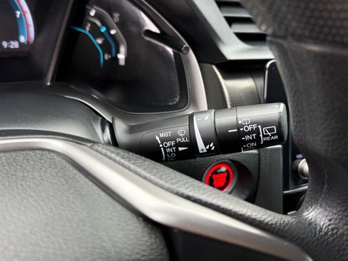 Used 2019 Honda Civic EX image 21