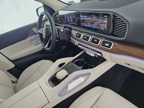 New 2026 Mercedes-Benz GLE 450 4MATIC image 11
