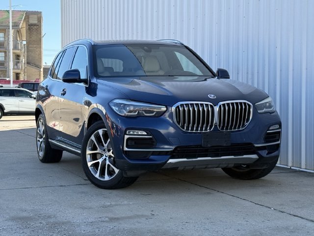 Used 2021 BMW X5 sDrive40i w/ Premium Package RWD image 2