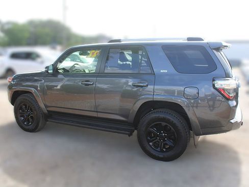 Used 2022 Toyota 4Runner SR5 Premium AWD/4WD image 12