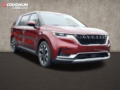 Used 2024 Kia Carnival EX