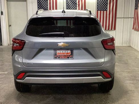 New 2026 Chevrolet Trax LT w/ Driver Confidence Package image 5