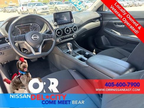 Used 2025 Nissan Sentra SV FWD image 11