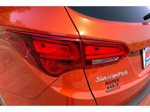 Used 2018 Hyundai Santa Fe Sport AWD/4WD image 28