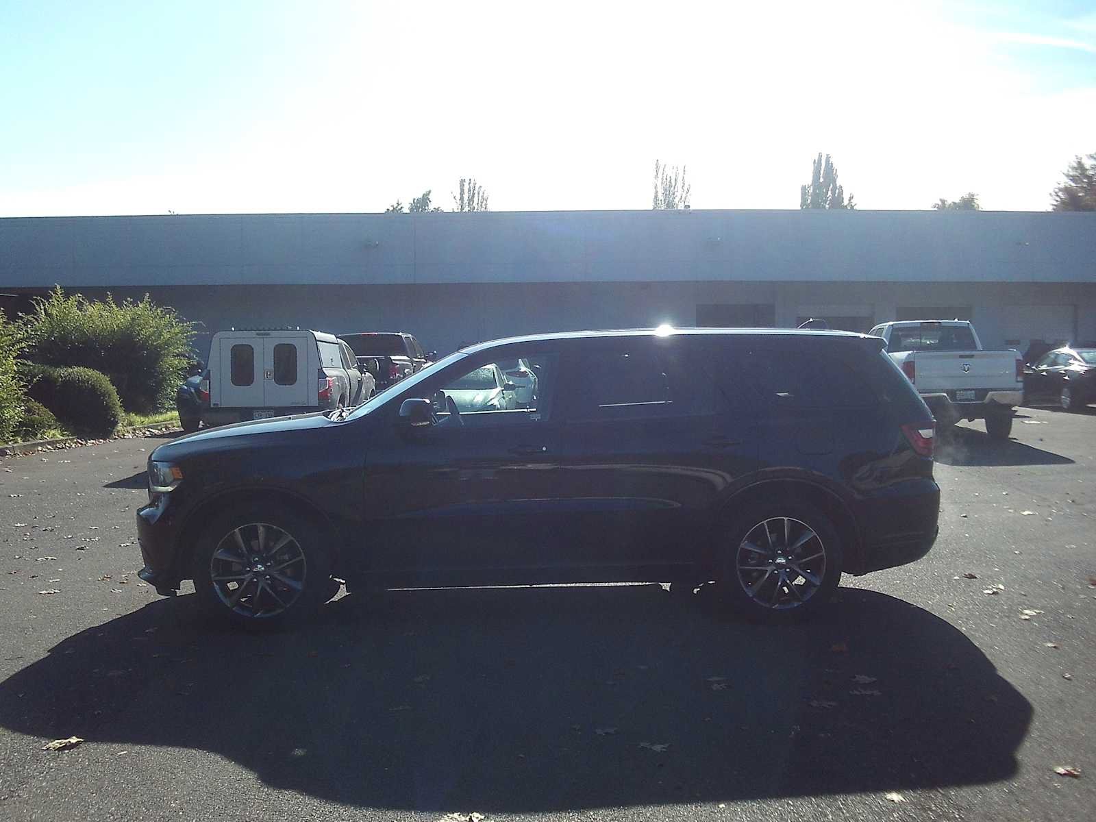 Used 2017 Dodge Durango GT w/ Nav & Power Liftgate Group RWD image 2