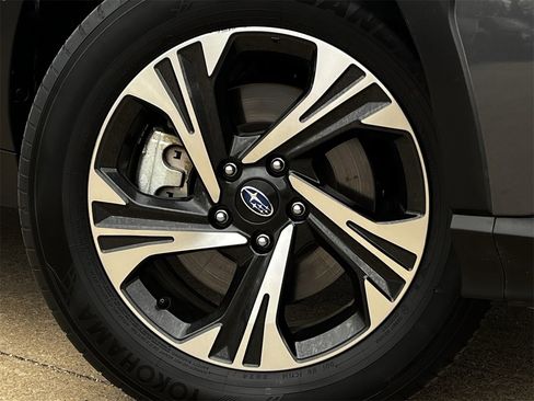 Used 2024 Subaru Crosstrek 2.0i Premium image 29