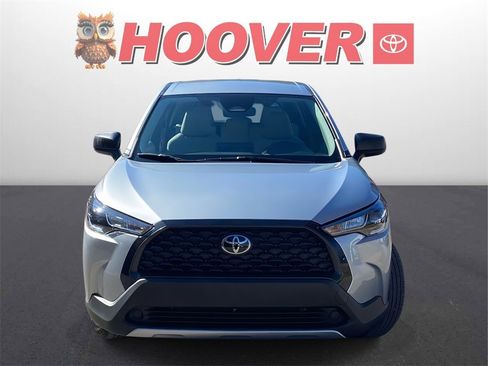 Used 2023 Toyota Corolla Cross L image 7