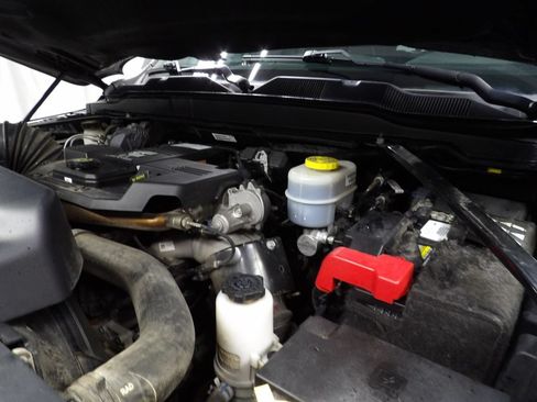 Used 2021 RAM 2500 Laramie w/ Safety Group AWD/4WD image 26