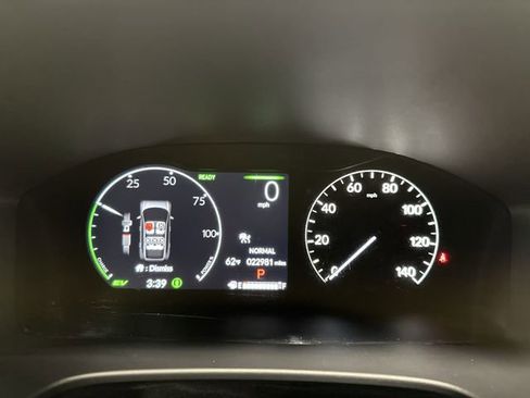 Used 2025 Honda CR-V Sport-L image 32