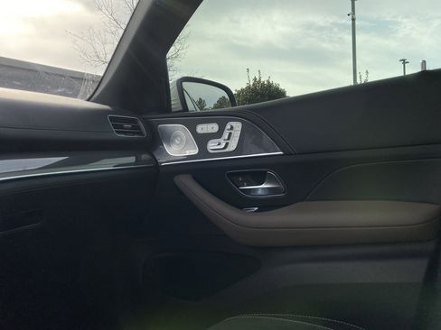 Used 2021 Mercedes-Benz GLE 53 AMG AMG GLE 53 image 30