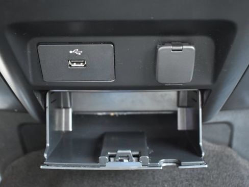 Used 2018 Ford F250 XLT AWD/4WD image 28