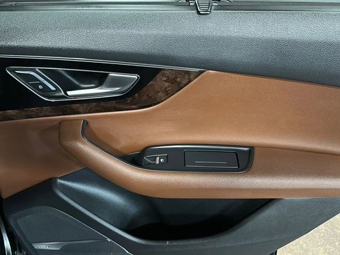 Used 2018 Audi Q7 3.0T Premium Plus w/ Premium Plus Package image 20