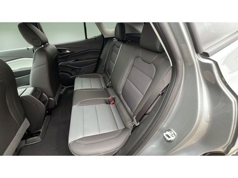New 2026 Chevrolet Trax LT FWD image 28