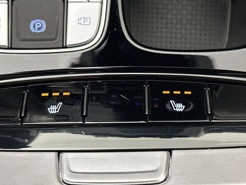 Used 2023 Hyundai Tucson SEL FWD image 19