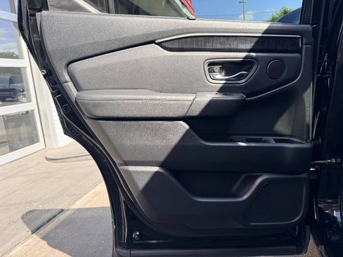 Used 2023 Honda Pilot Elite image 31