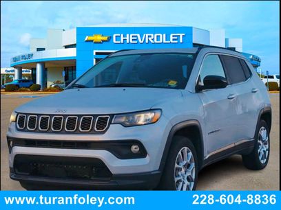 Used 2024 Jeep Compass Latitude w/ Sun and Sound Group
