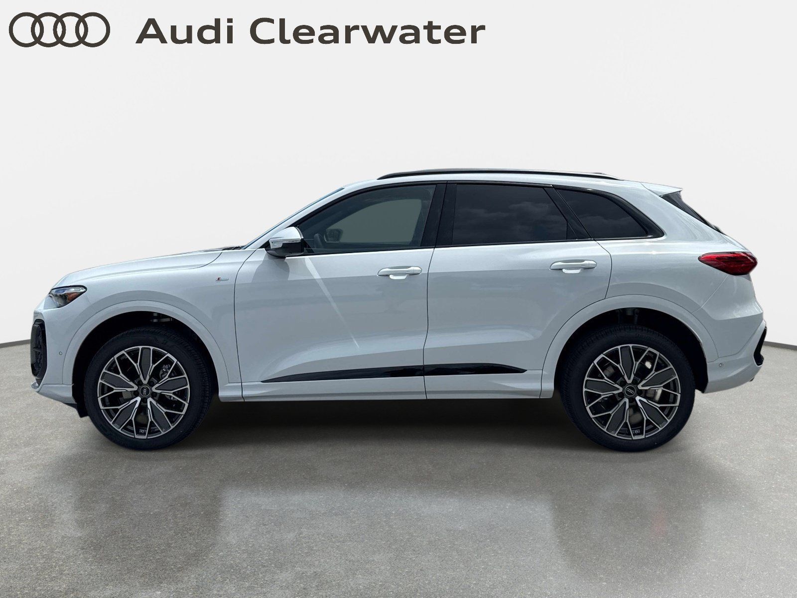 New 2026 Audi Q5 Premium Plus AWD/4WD image 2
