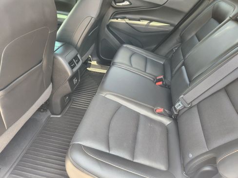 Used 2020 Chevrolet Equinox Premier w/ Premier Redline Edition FWD image 12