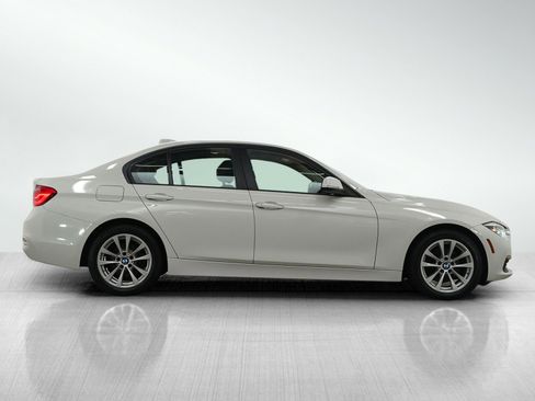 Used 2018 BMW 320i xDrive 320i xDrive image 7