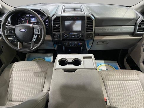 Used 2021 Ford F250 XLT w/ FX4 Off-Road Package AWD/4WD image 18