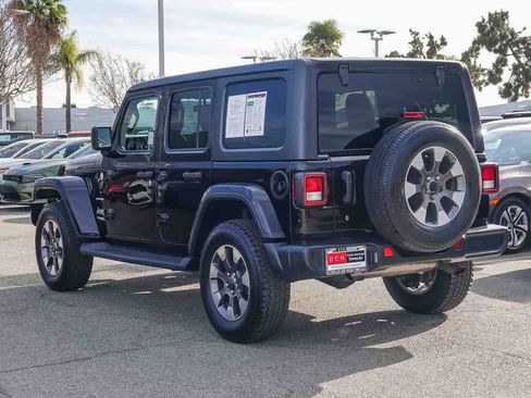 Certified 2018 Jeep Wrangler Unlimited Sahara w/ Dual Top Group image 6