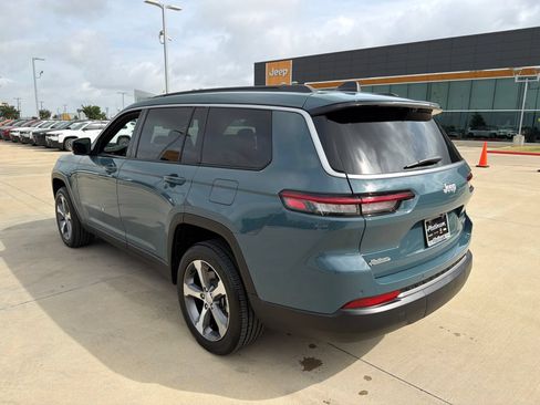 Used 2026 Jeep Grand Cherokee L Limited w/ Luxury Tech Group II RWD image 3