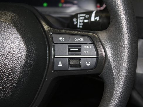 Used 2025 Honda Accord SE image 19