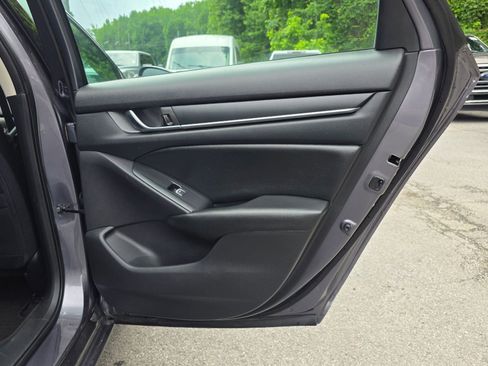 Used 2019 Honda Accord LX image 27