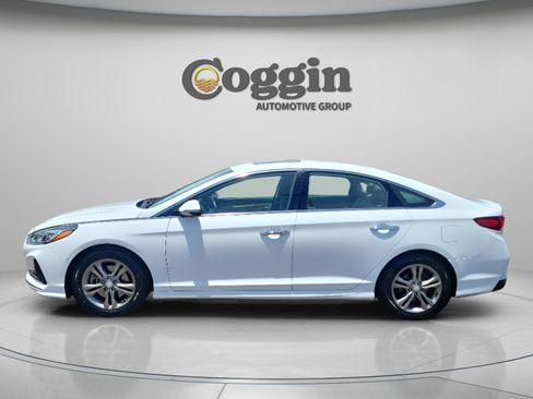 Used 2018 Hyundai Sonata Limited w/ Limited Ultimate Package 03 FWD image 2