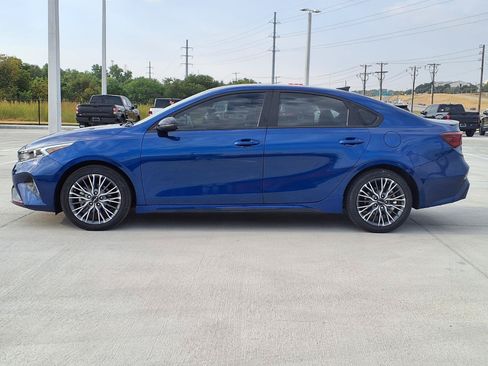 Used 2024 Kia Forte GT-Line w/ GT-Line Premium Package FWD image 6